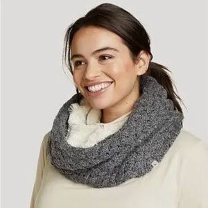Eddie Bauer Woman’s Bellingham Charcoal Gray Fleece Cowl Scarf